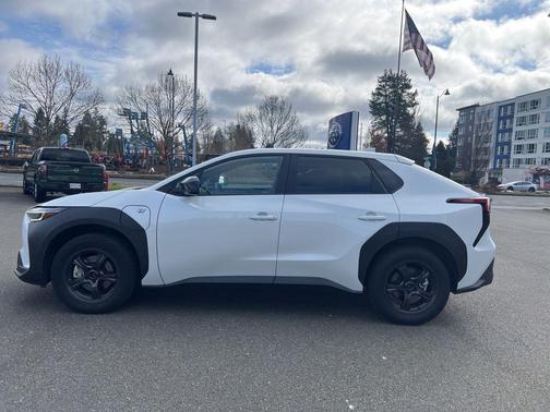 Cosmic White Pearl 2023 Subaru Solterra Premium