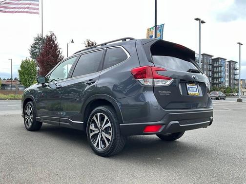 Magnetite Gray Metallic 2024 Subaru Forester Limited