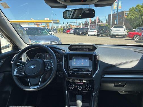 Crystal White Pearl 2023 Subaru Forester Premium