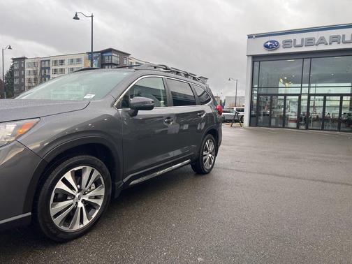 2022 Subaru Ascent Limited 8-Passenger