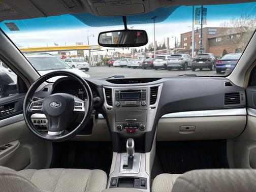 2012 Subaru Outback 2.5i Premium