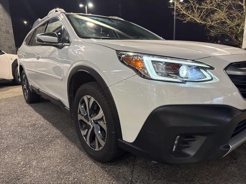 2020 Subaru Outback Touring