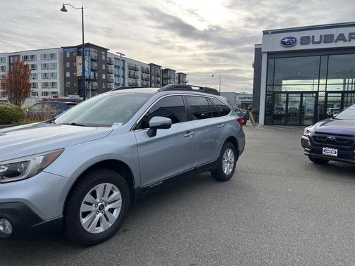 2018 Subaru Outback 2.5i Premium