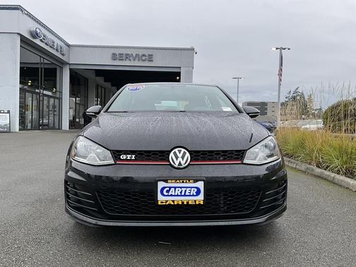 2015 Volkswagen Golf GTI 2.0T S 4-Door