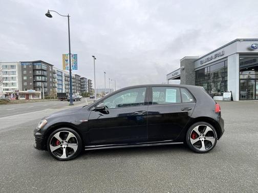 2015 Volkswagen Golf GTI 2.0T S 4-Door