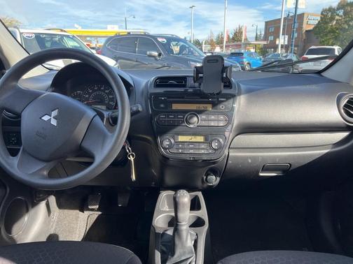 2015 Mitsubishi Mirage DE