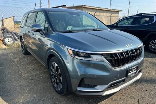 2023 Kia Carnival EX