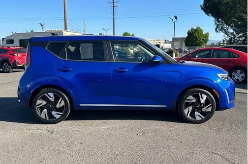 2023 Kia Soul GT-Line