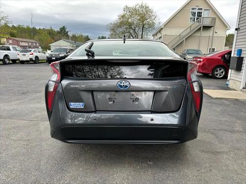 2018 Toyota Prius Three Touring