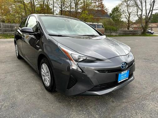 2018 Toyota Prius Three Touring