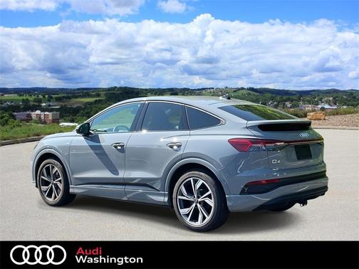 2025 Audi Q4 e-tron 55 quattro Premium