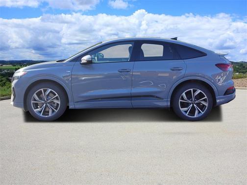 2025 Audi Q4 e-tron 55 quattro Premium