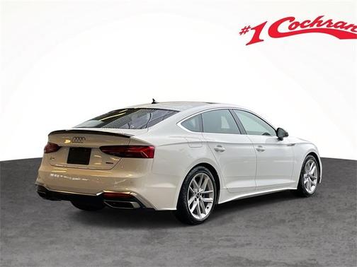 2023 Audi Q7 55 Premium Plus