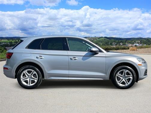 2018 Audi Q5 2.0T Tech Premium