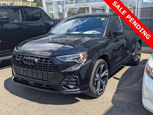 2024 Audi Q3 45 S line Premium