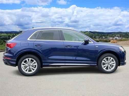 2025 Audi Q3 45 S line Premium