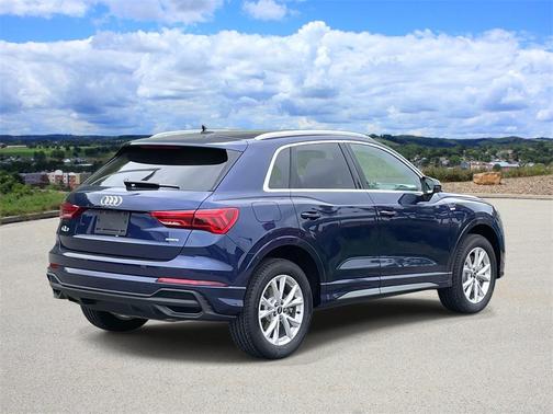 2025 Audi Q3 45 S line Premium