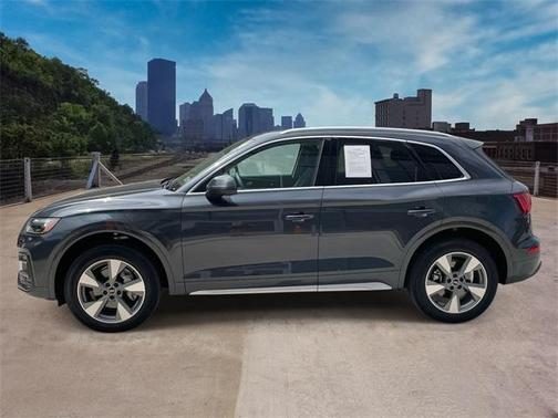 2024 Audi Q5 40 Premium