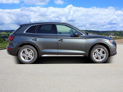 2025 Audi Q5 55 S line quattro Premium