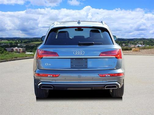 2025 Audi Q5 55 S line quattro Premium