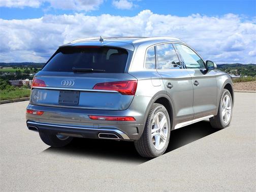 2025 Audi Q5 55 S line quattro Premium