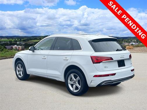 2024 Audi Q5 40 Premium