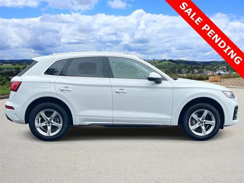 2024 Audi Q5 40 Premium