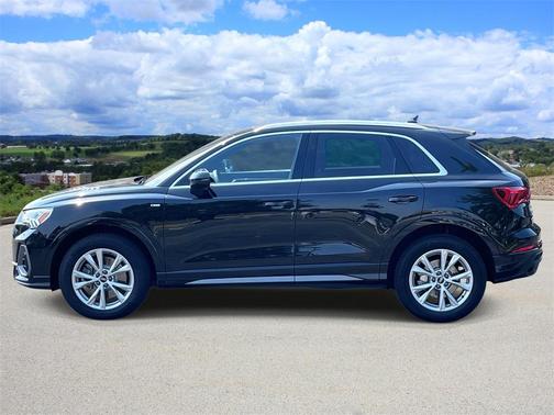 2024 Audi Q3 45 S line Premium