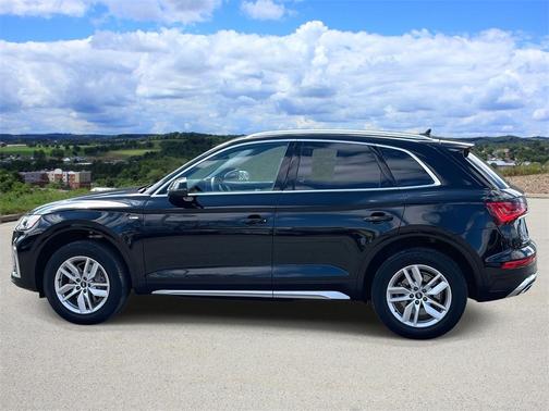 2023 Audi Q5 45 S line quattro Premium