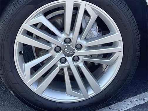 2020 Audi Q5 40 Premium Plus