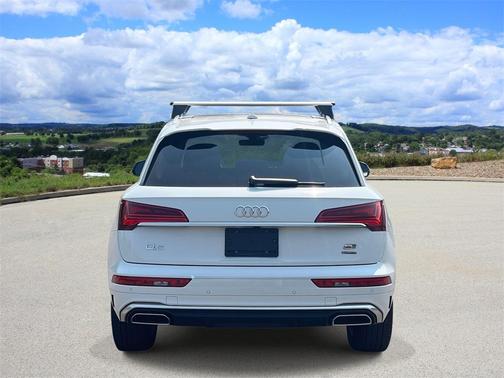 2022 Audi Q5 45 S line quattro Premium