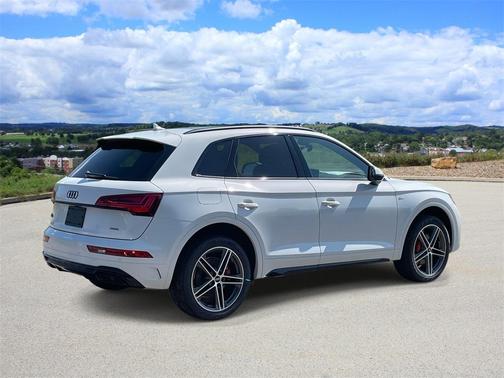 2025 Audi Q5 55 S line quattro Premium