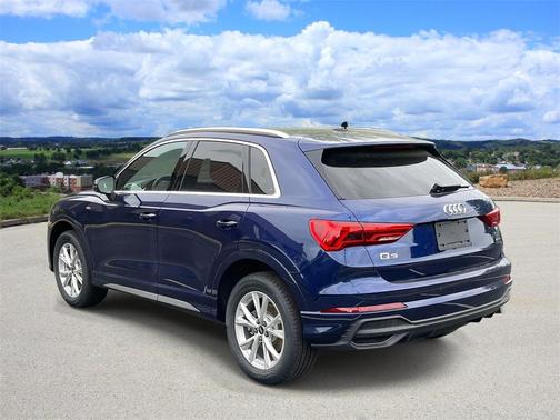 2025 Audi Q3 45 S line Premium