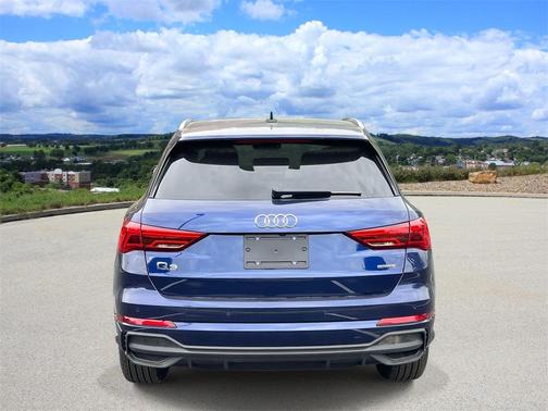 2025 Audi Q3 45 S line Premium