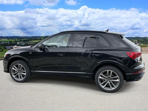 2025 Audi Q3 45 S line Premium