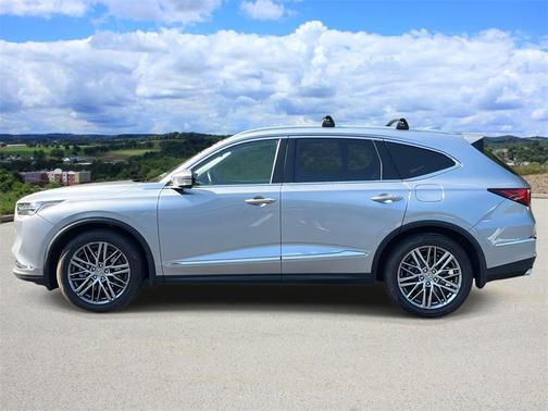 2022 Acura MDX Advance