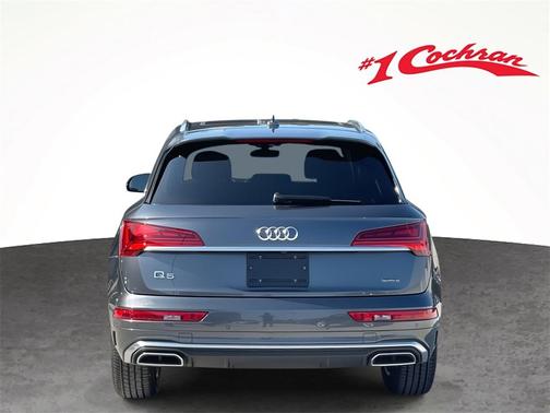 2022 Audi Q5 45 S line quattro Premium