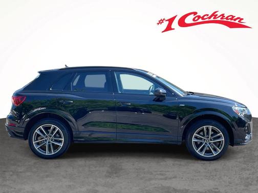 Mythos Black Metallic 2025 Audi Q3 45 S line Premium