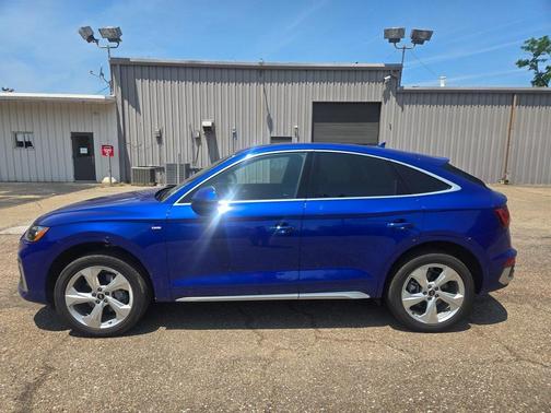 2024 Audi Q5 45 S line quattro Premium