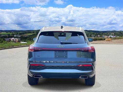 2025 Audi Q5 2.0T quattro Premium