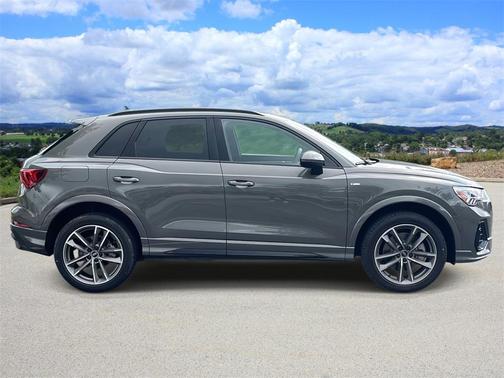 2025 Audi Q3 45 S line Premium