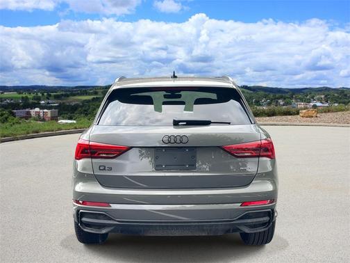 2025 Audi Q3 45 S line Premium