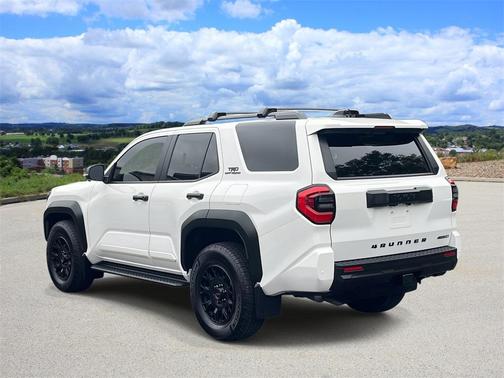 2025 Toyota 4Runner Hybrid TRD
