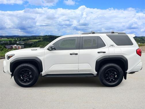 2025 Toyota 4Runner Hybrid TRD