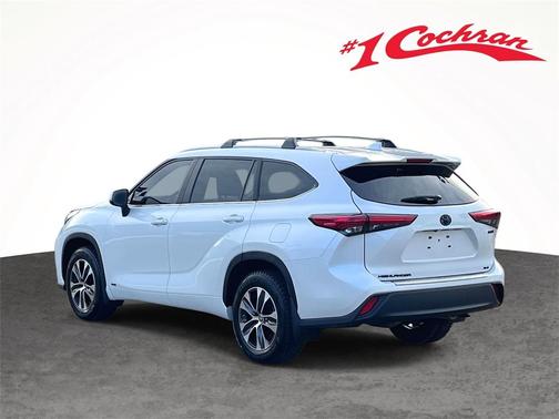 2023 Toyota Highlander Hybrid XLE
