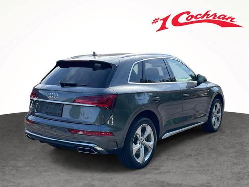 Daytona Gray Pearl Effect 2023 Audi Q5 45 S line Premium Plus
