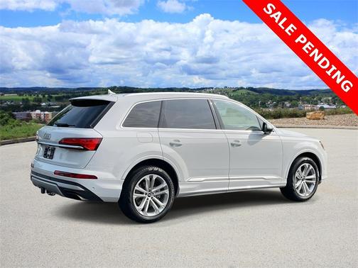 2025 Audi Q7 55 Premium Plus