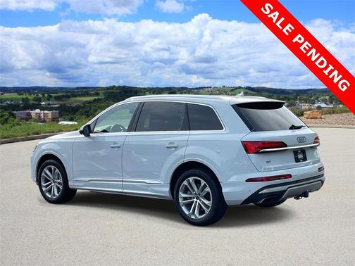 2025 Audi Q7 55 Premium Plus