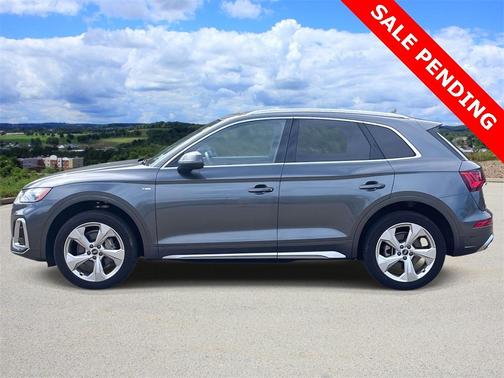 2022 Audi Q5 45 S line quattro Premium