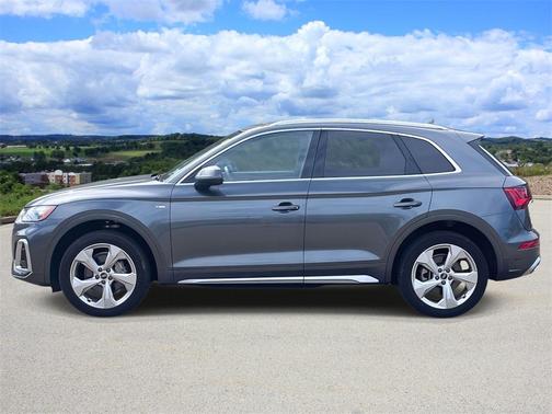 2022 Audi Q5 45 S line quattro Premium